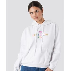 Levi’s 90s Embroidered Logo Hoodie